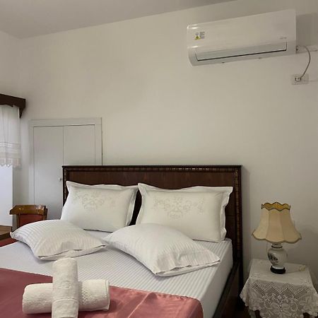 Yuri Guest House Gjirokaster Exterior photo