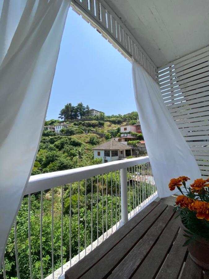 Yuri Guest House Gjirokaster Exterior photo