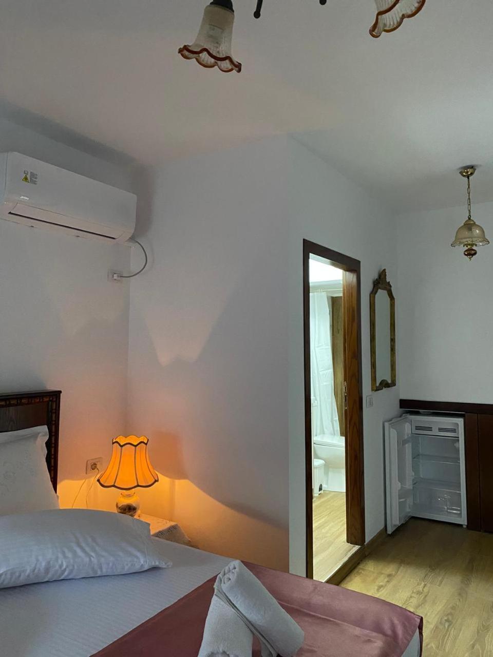Yuri Guest House Gjirokaster Exterior photo